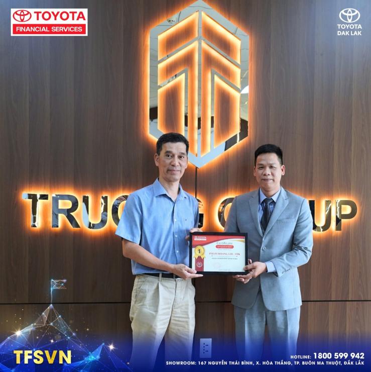 VINH DANH TƯ VẤN BÁN HÀNG CÓ SỐ GIẢI NGÂN CAO NHẤT NĂM 2024 TẠI TOYOTA DAK LAK