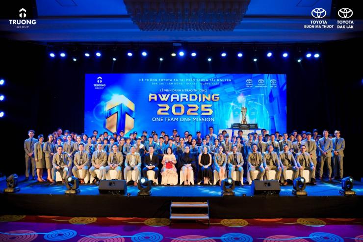 LỄ VINH DANH & TRAO THƯỞNG AWARDING 2025 – TIẾP NỐI HÀNH TRÌNH TỎA SÁNG CÙNG TOYOTA DAK LAK